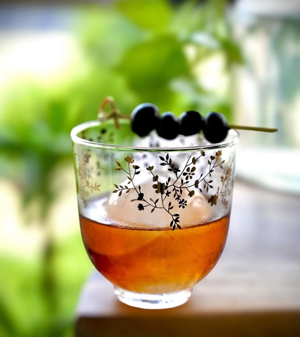 Devnow Mixology Go Tiffany Premium Glass | Floral Beverage & Cocktail Serving Glass