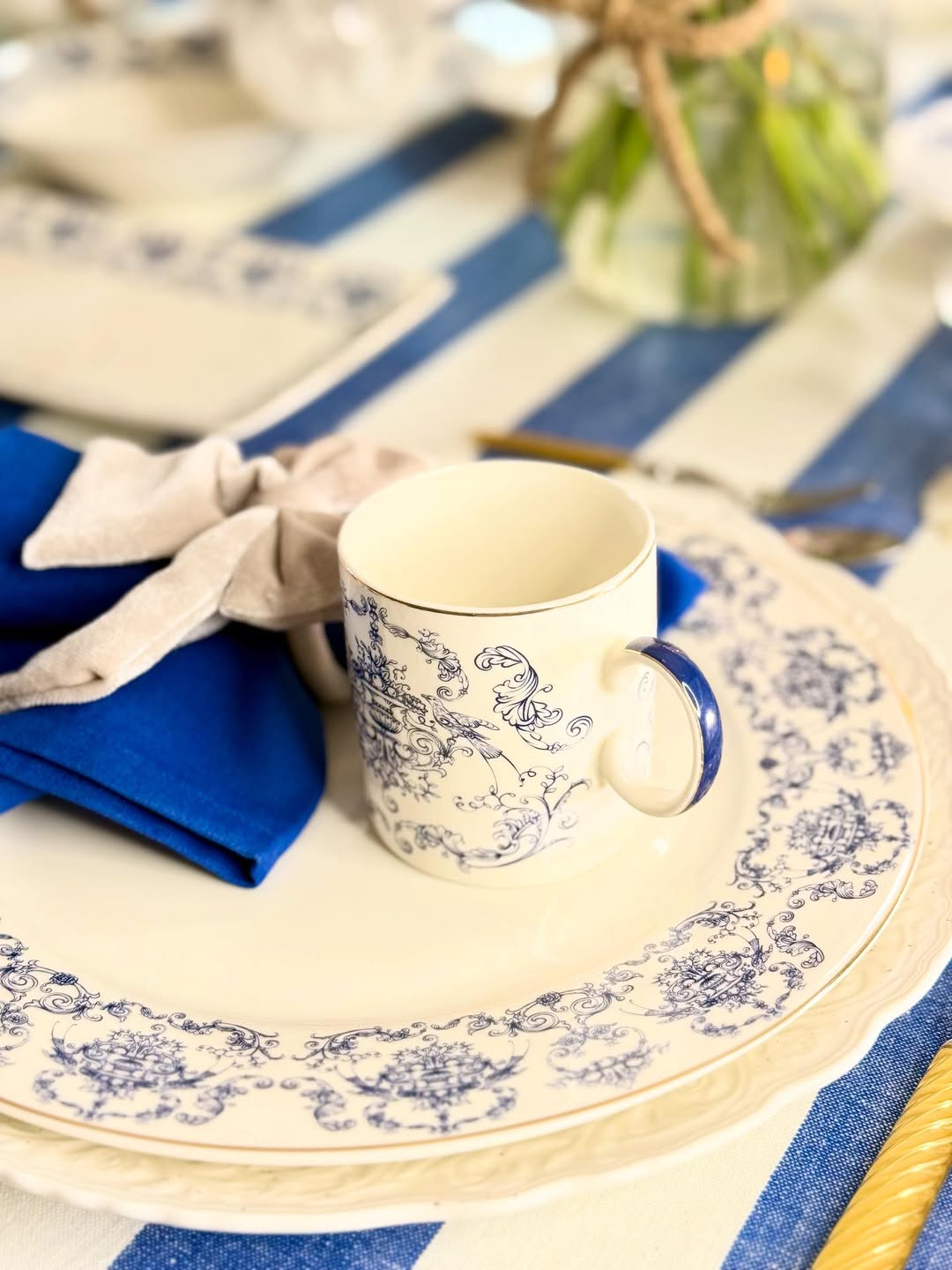 Devnow Elegant Classic Blue & White Floral Ceramic Tea Coffee Mug Set of 5 | Premium Cups & Mugs